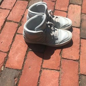 Adidas skater sneakers